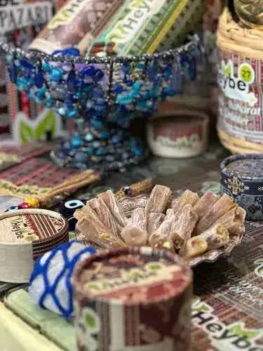 Çift Fıstıklı Lokum Sütlü Aromalı 1 kg